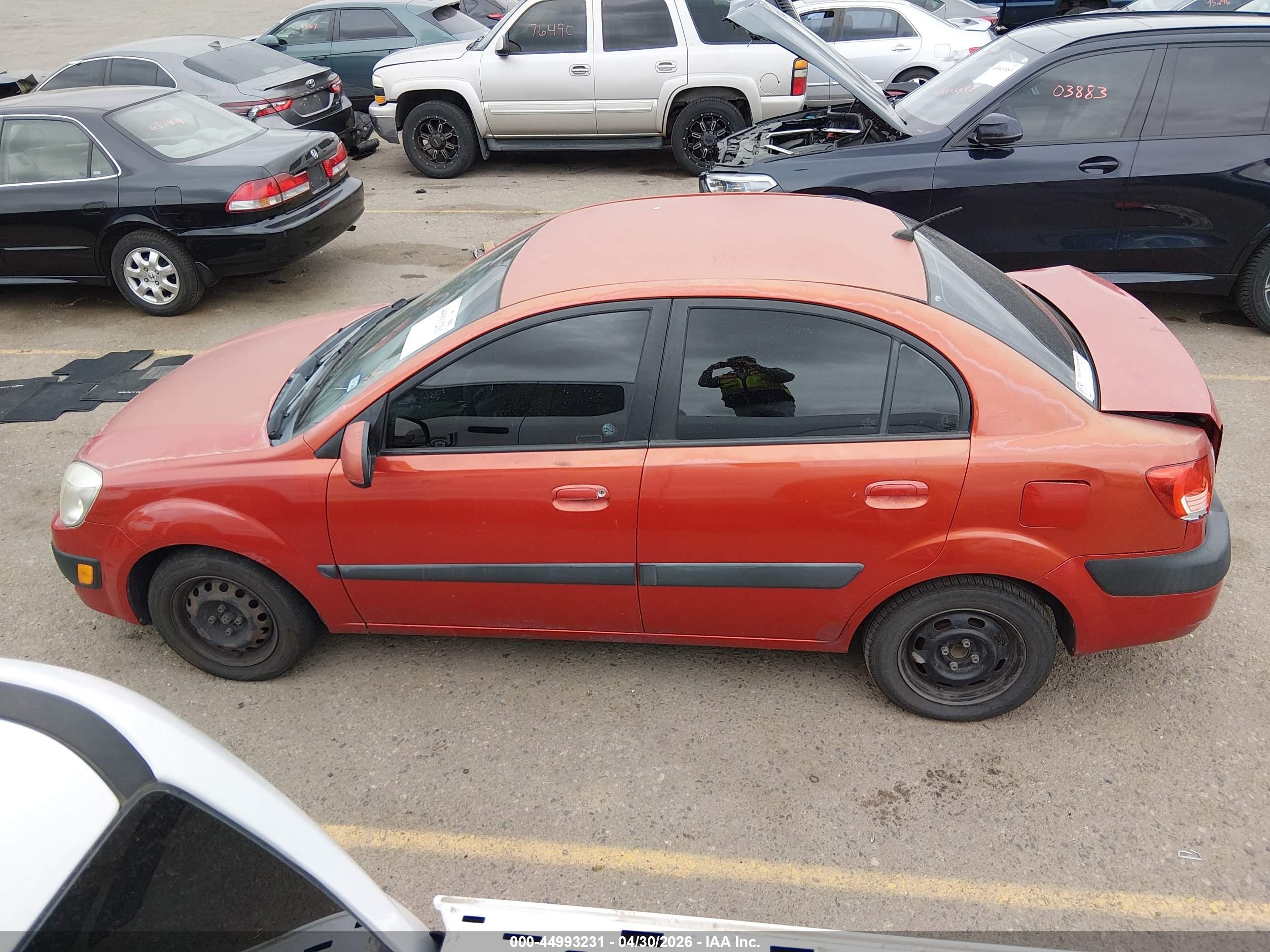 2007 Kia Rio Lx Оранжевый vin: KNADE123376243144