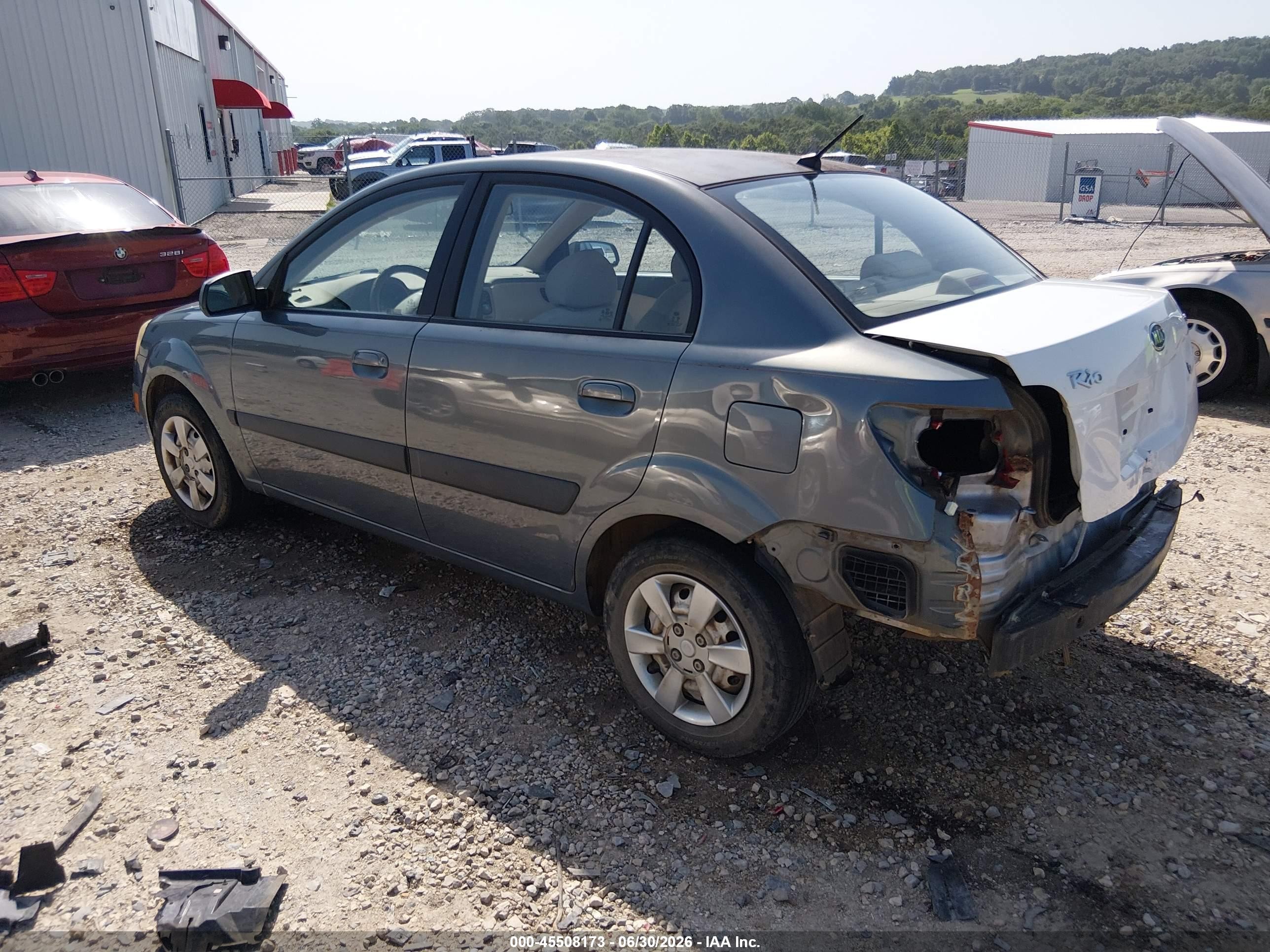 2007 Kia Rio Lx Gray vin: KNADE123376254399