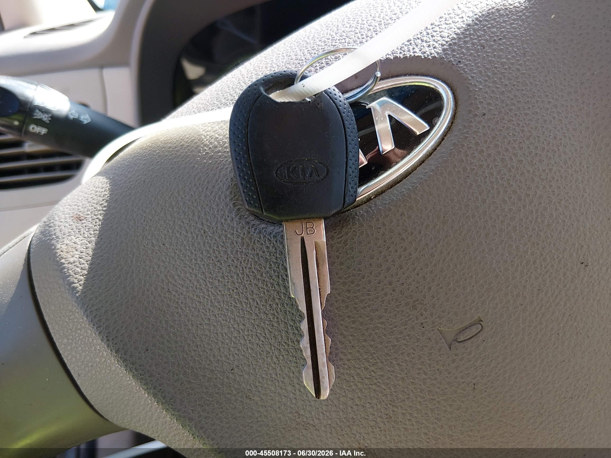 2007 Kia Rio Lx Gray vin: KNADE123376254399