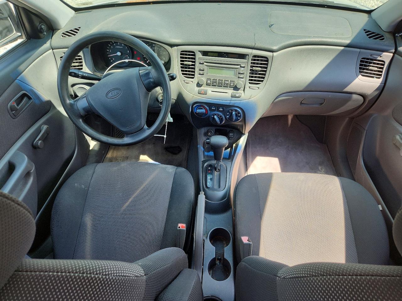 2006 Kia Rio Base Gray vin: KNADE123466125781