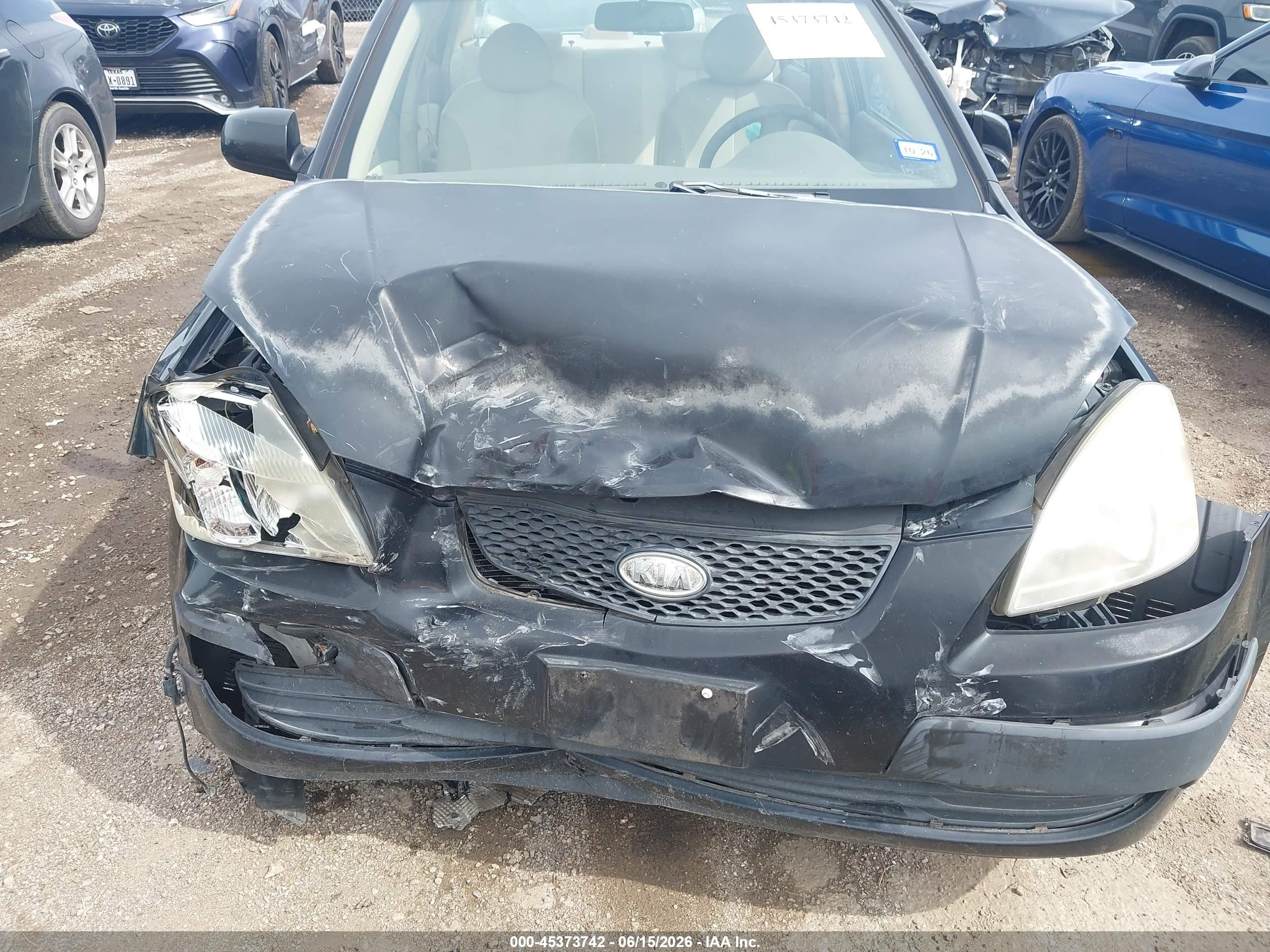 2007 Kia Rio Lx Black vin: KNADE123476261068