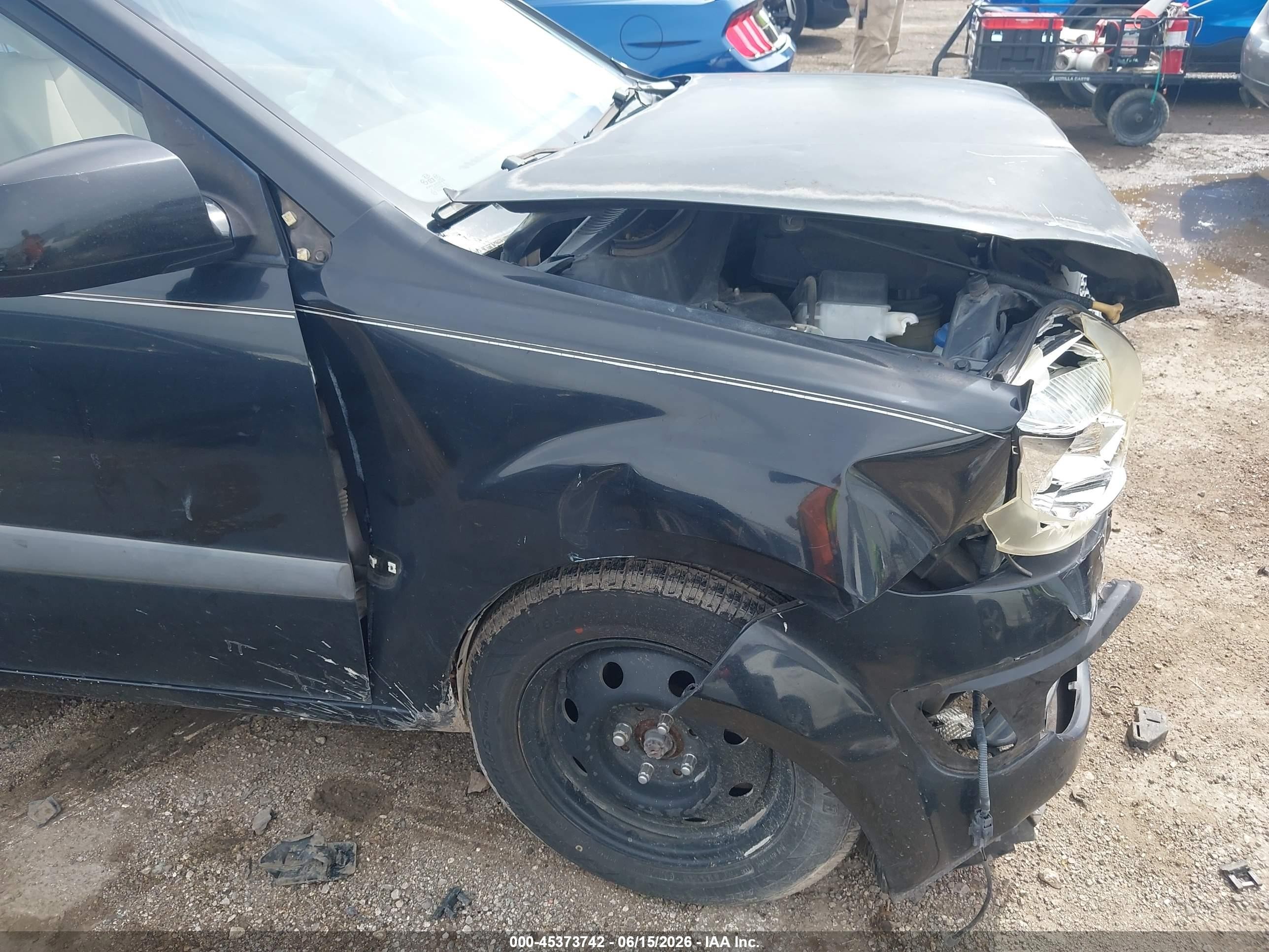 2007 Kia Rio Lx Black vin: KNADE123476261068