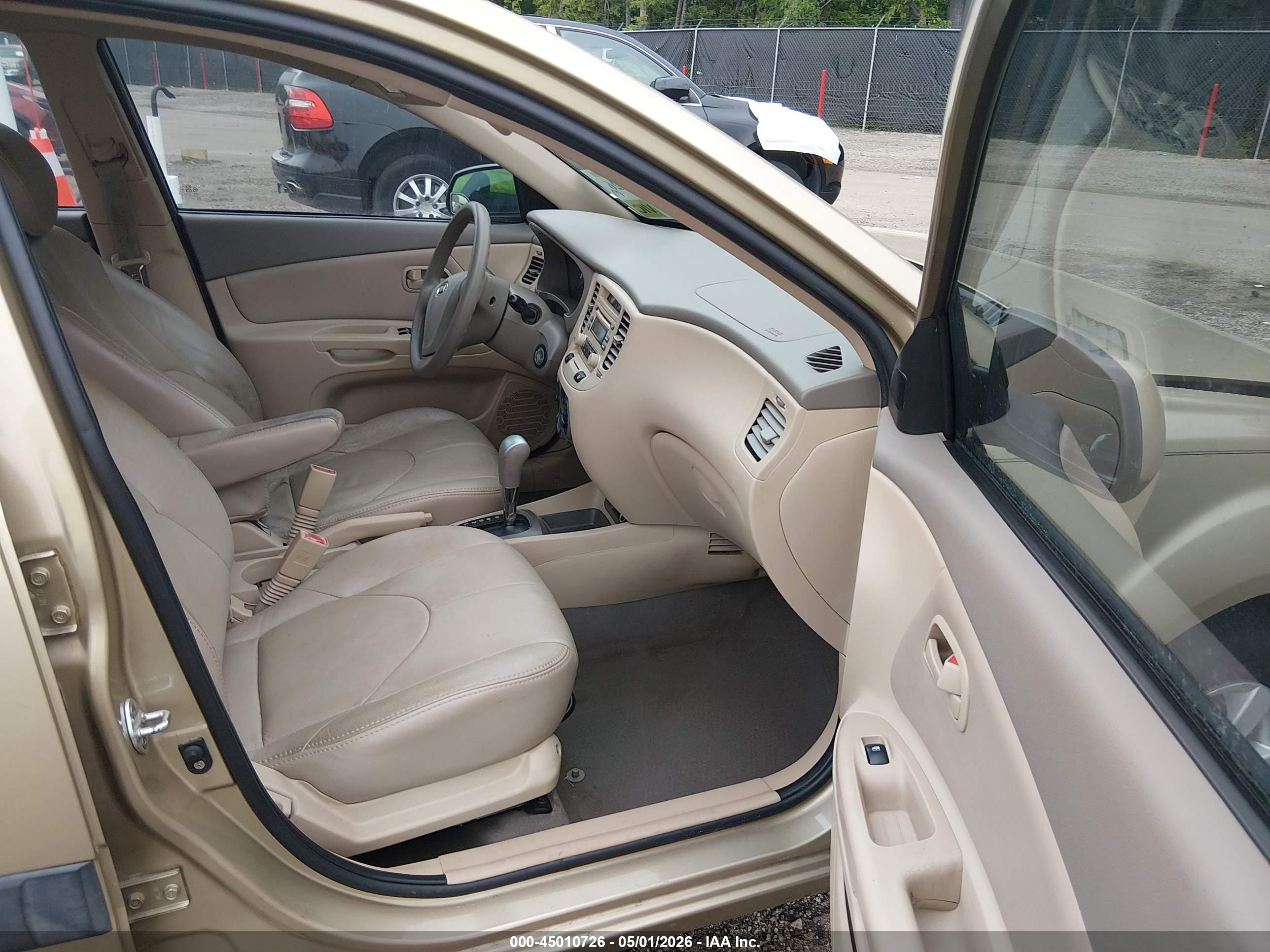 2008 Kia Rio Lx Beige vin: KNADE123486298283