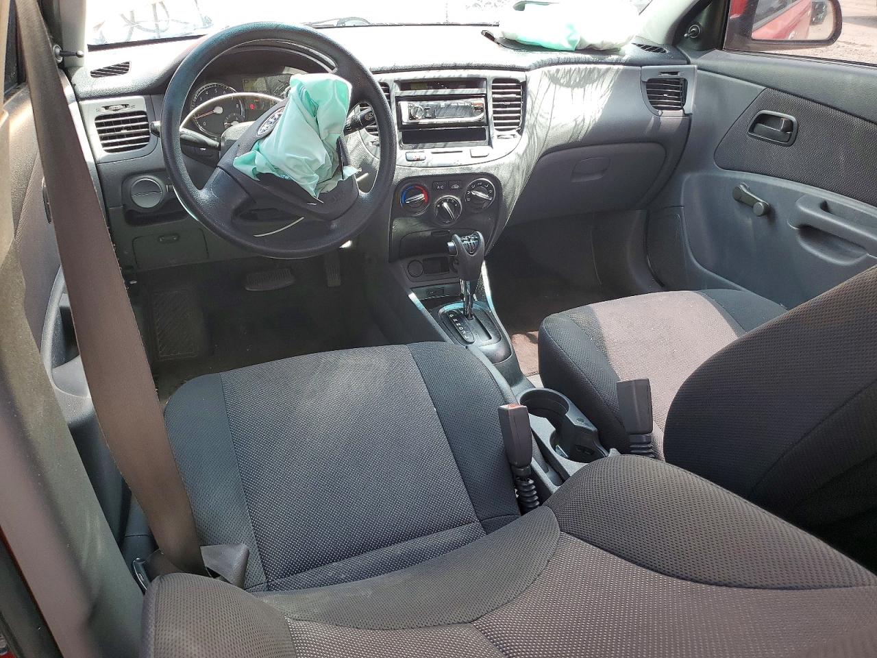 2008 Kia Rio Base Orange vin: KNADE123486322839