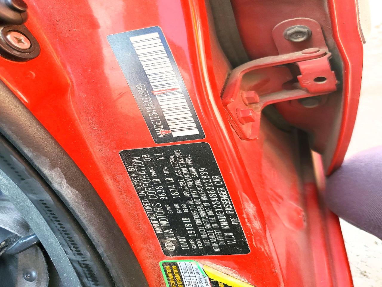 2008 Kia Rio Base Orange vin: KNADE123486322839