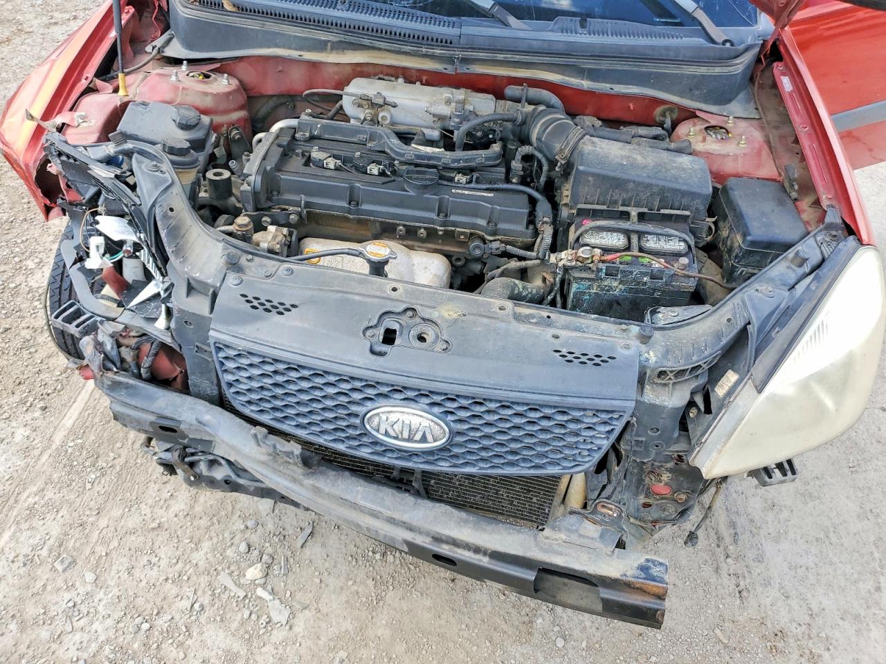 2008 Kia Rio Base Orange vin: KNADE123486322839