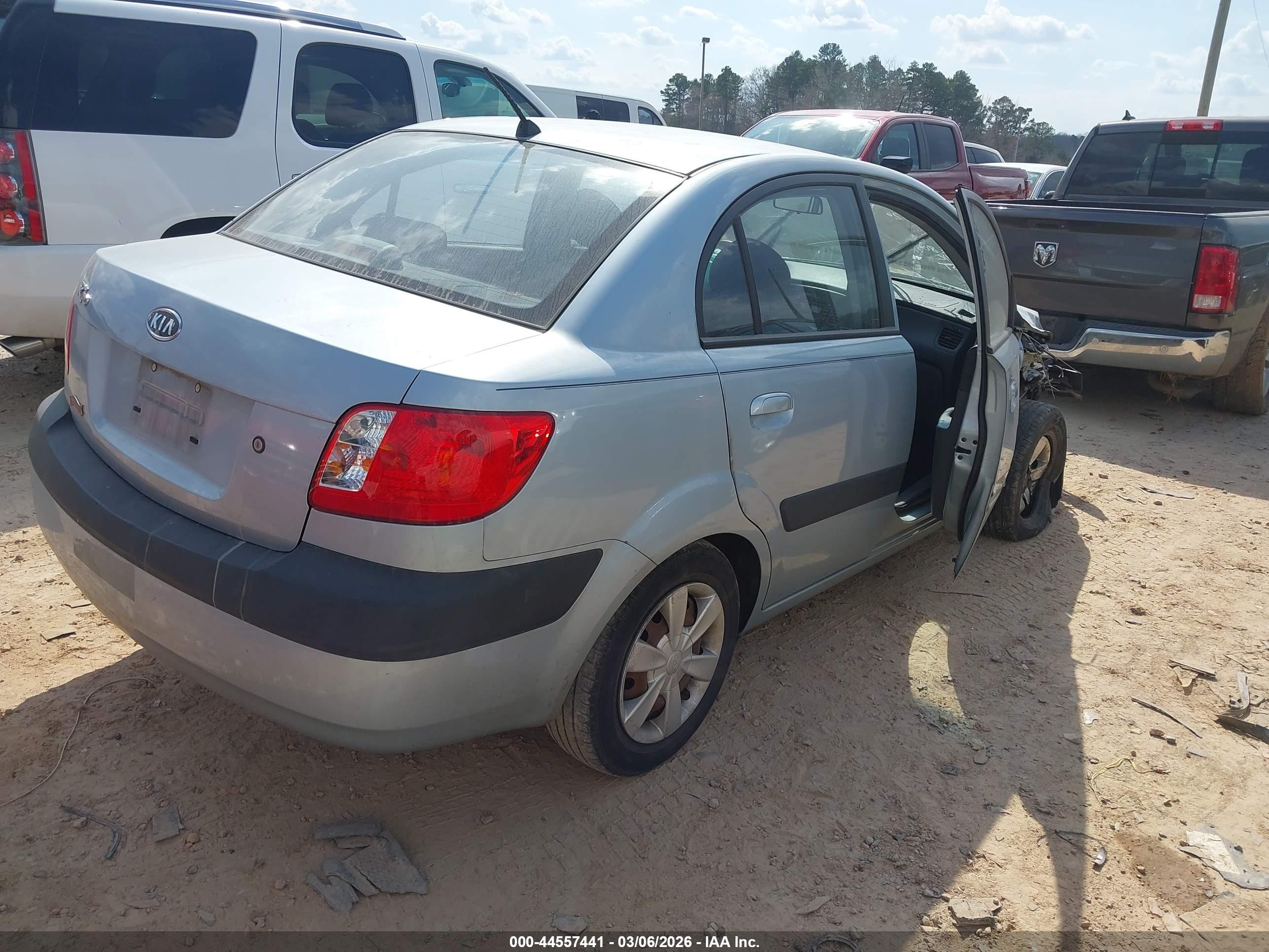 2006 Kia Rio Lx Silver vin: KNADE123566048077
