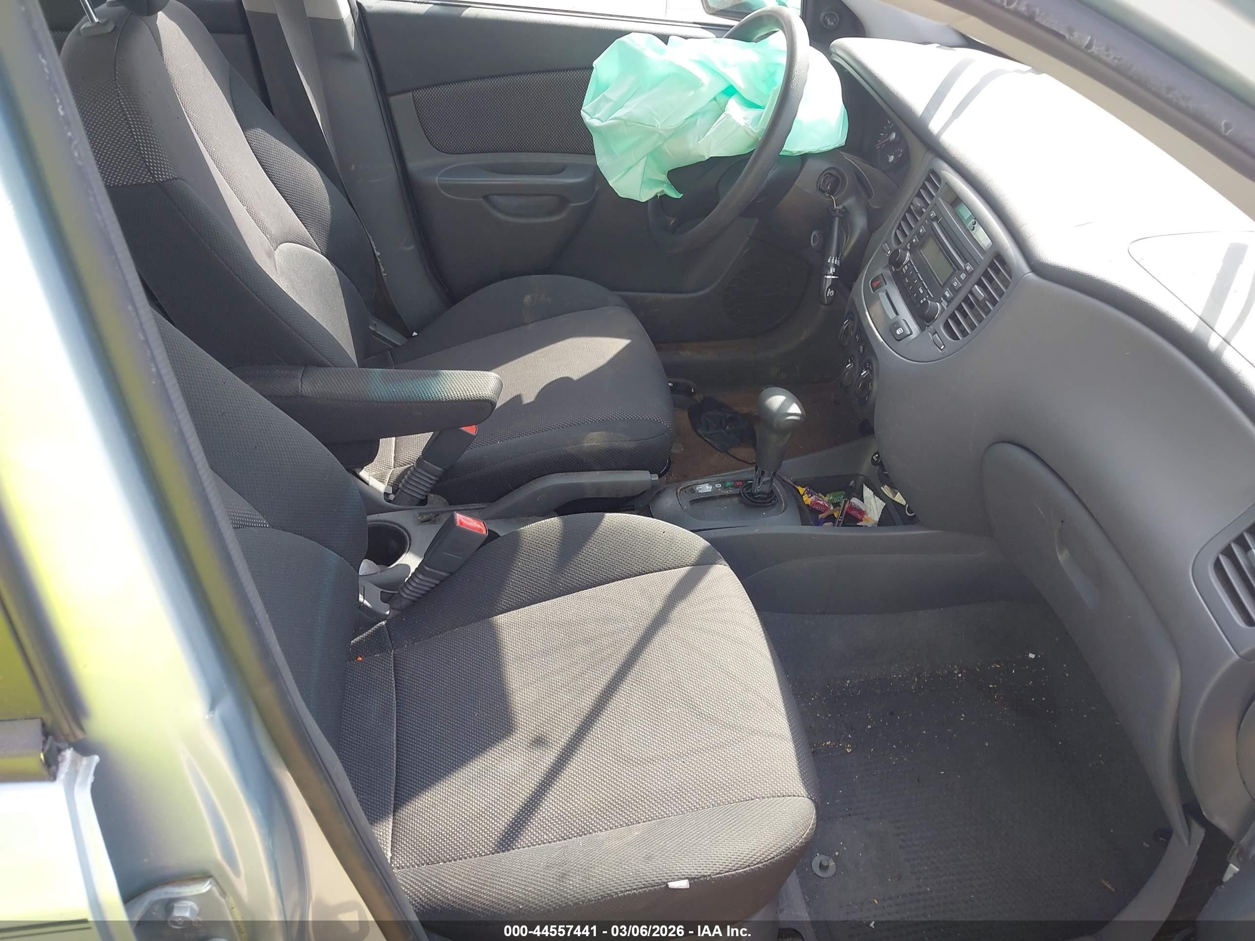 2006 Kia Rio Lx Silver vin: KNADE123566048077