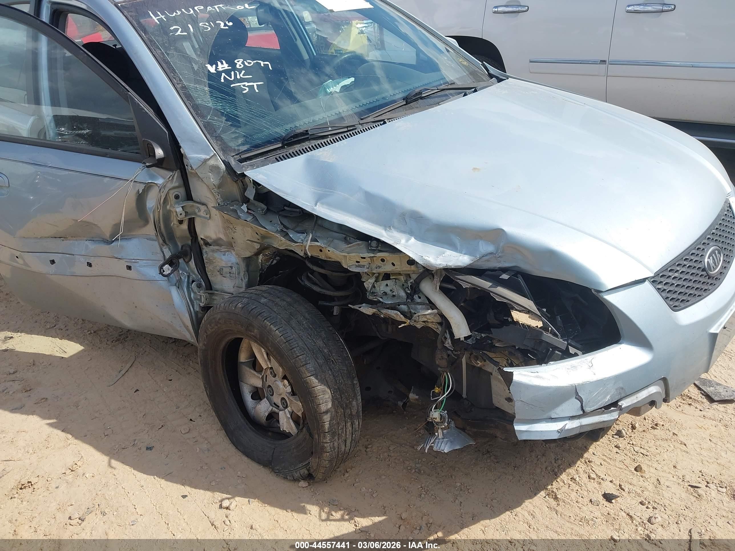 2006 Kia Rio Lx Silver vin: KNADE123566048077