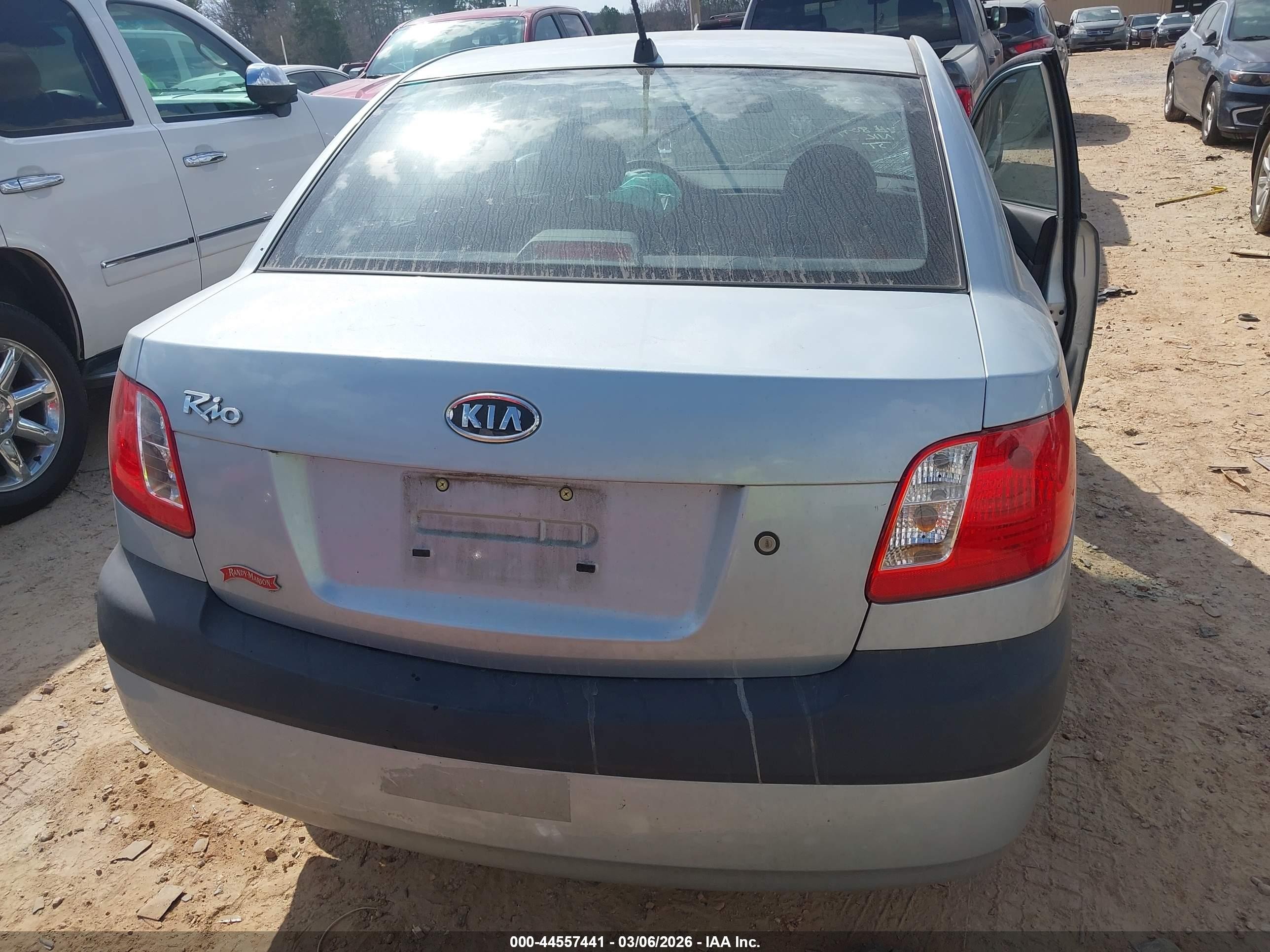 2006 Kia Rio Lx Silver vin: KNADE123566048077