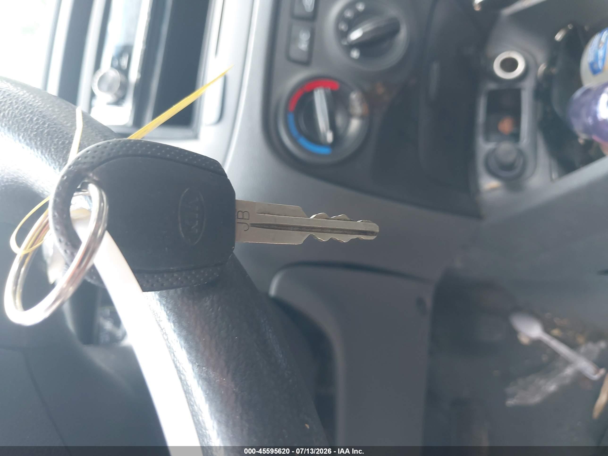 2007 Kia Rio Lx Orange vin: KNADE123576227320
