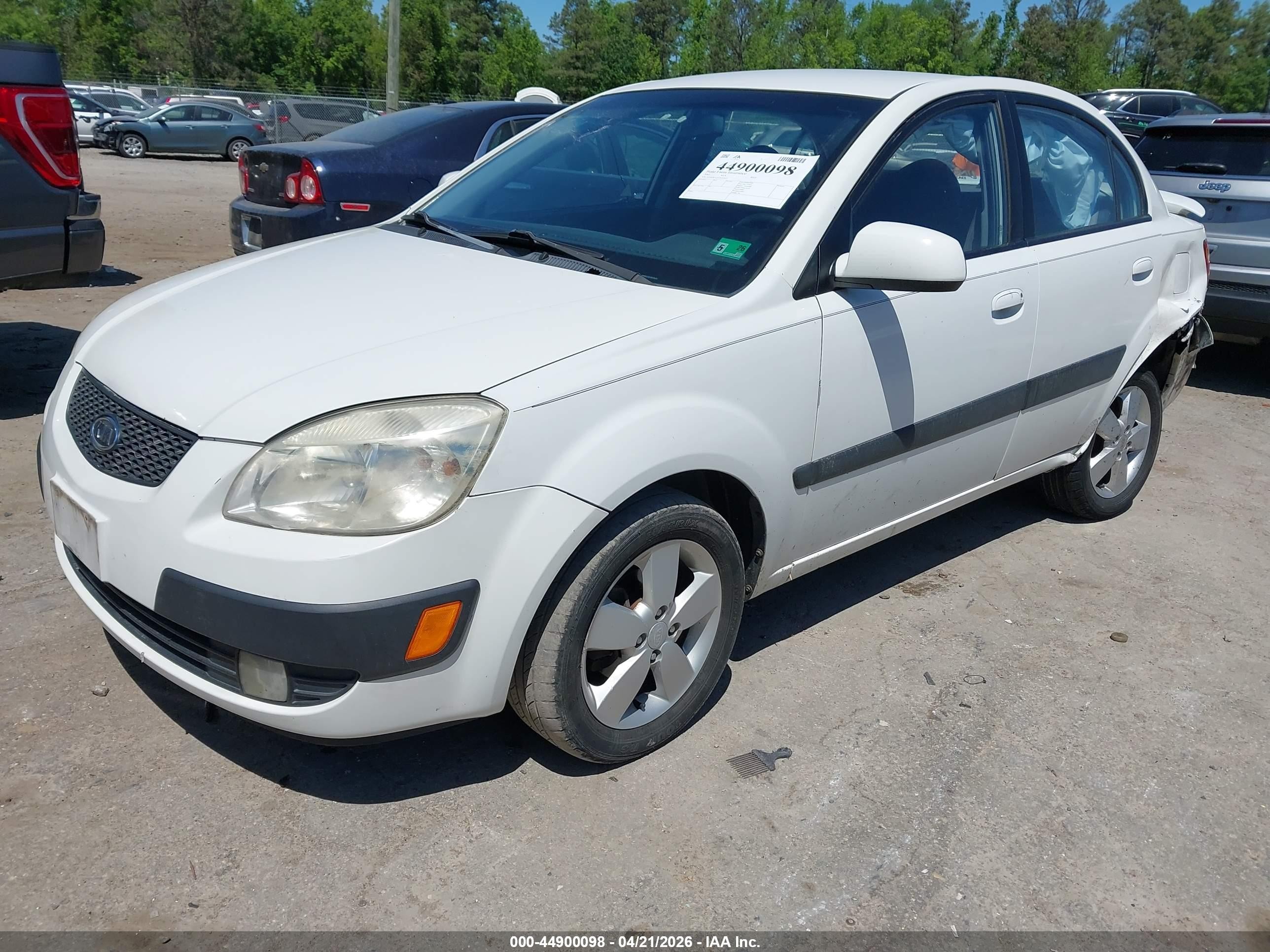 2007 Kia Rio Sx White vin: KNADE123576252623