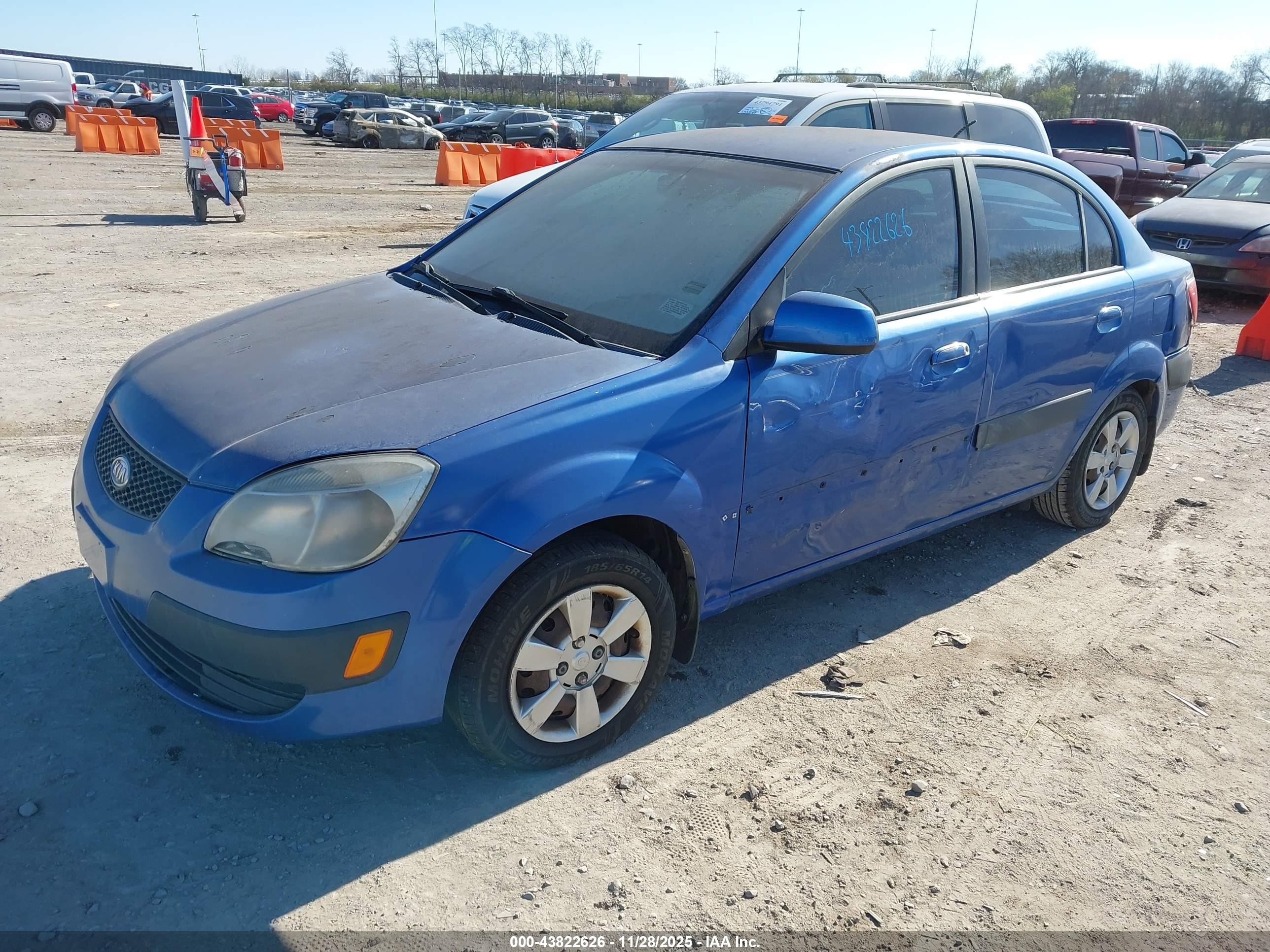2007 Kia Rio Lx Blue vin: KNADE123576274007