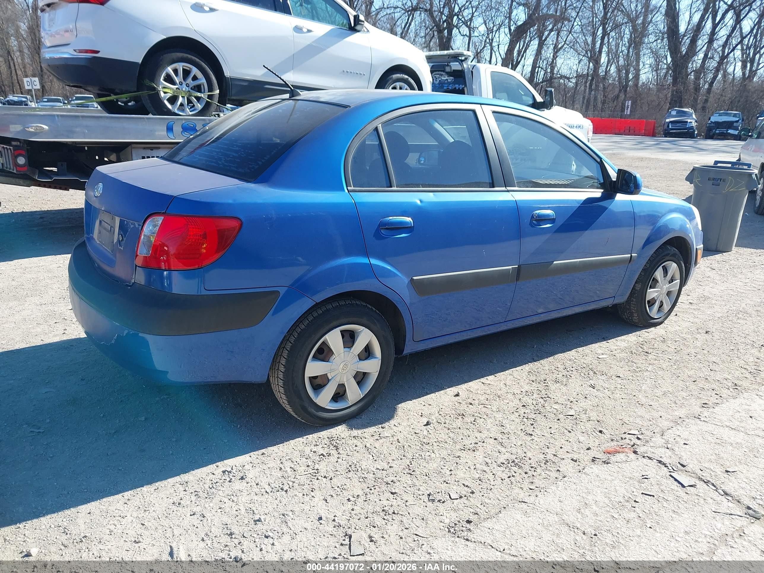 2006 Kia Rio Lx Blue vin: KNADE123666042630
