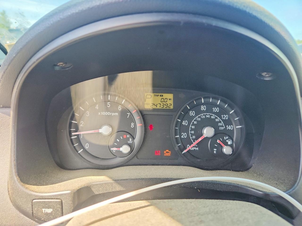 2006 Kia Rio Base Black vin: KNADE123666167059