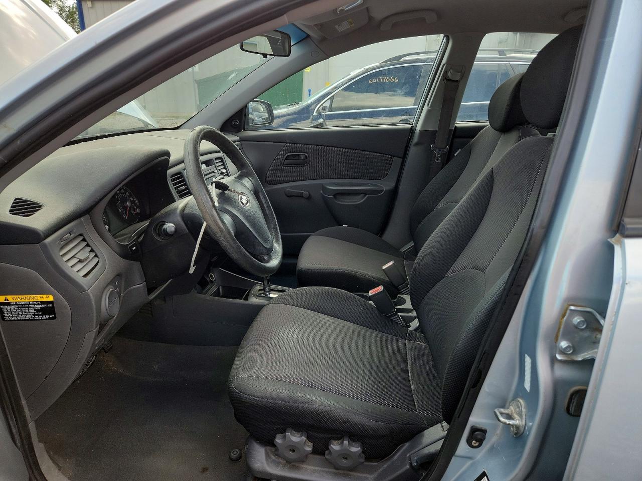 2008 Kia Rio Base/lx/sx Silver vin: KNADE123686373727