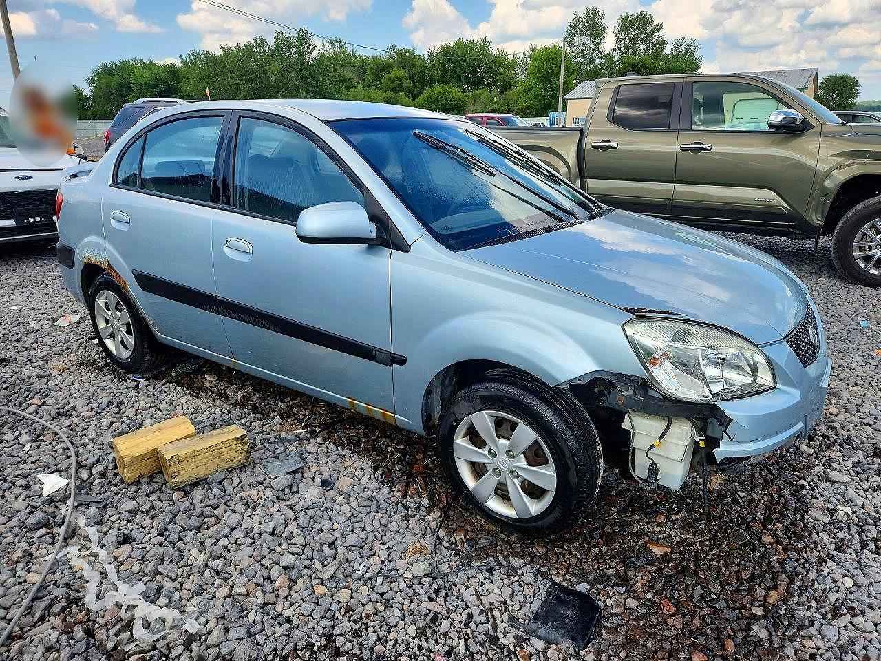 2008 Kia Rio Base/lx/sx Silver vin: KNADE123686373727