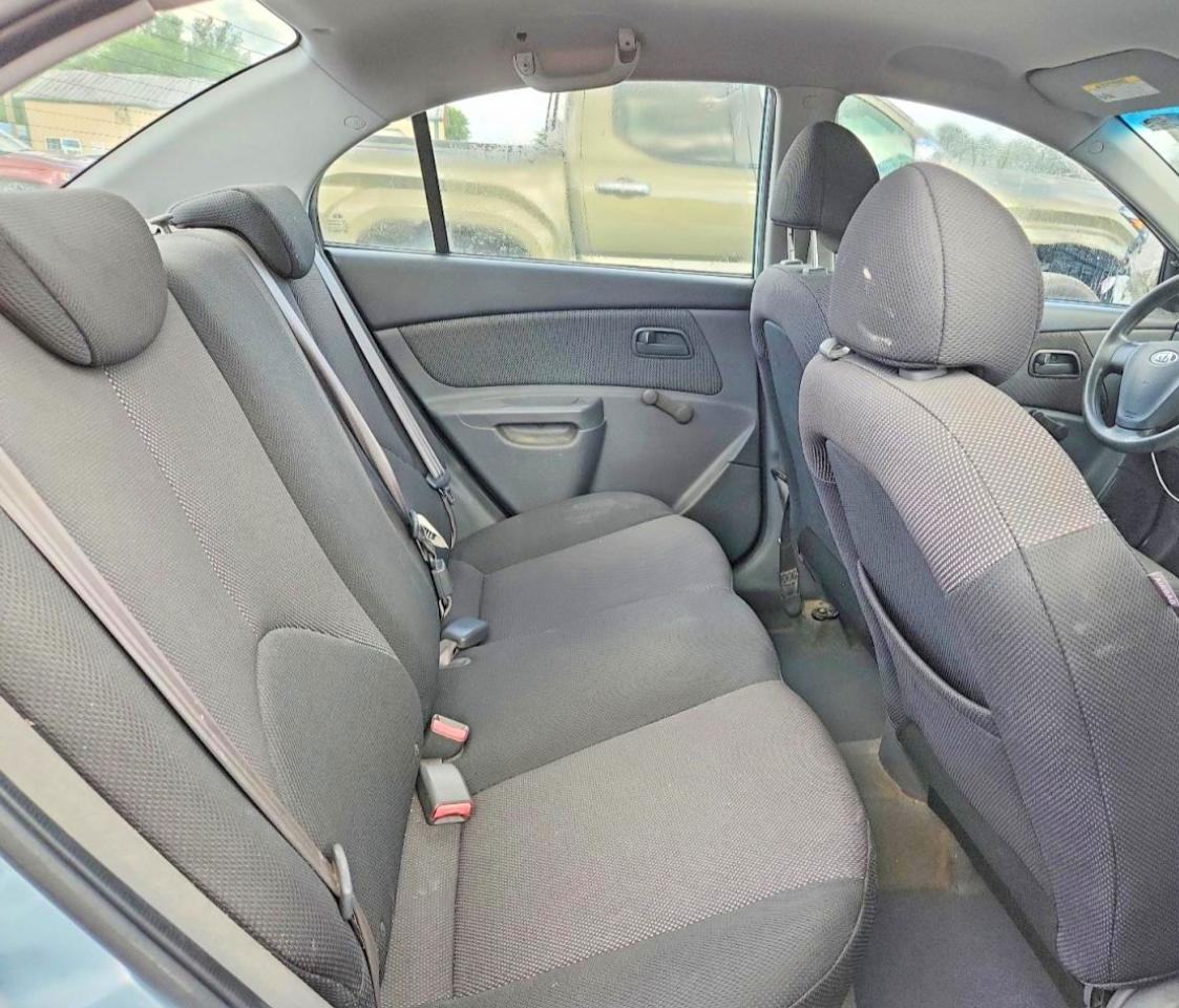 2008 Kia Rio Base/lx/sx Silver vin: KNADE123686373727