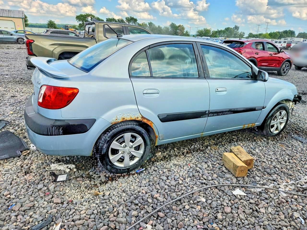 2008 Kia Rio Base/lx/sx Silver vin: KNADE123686373727