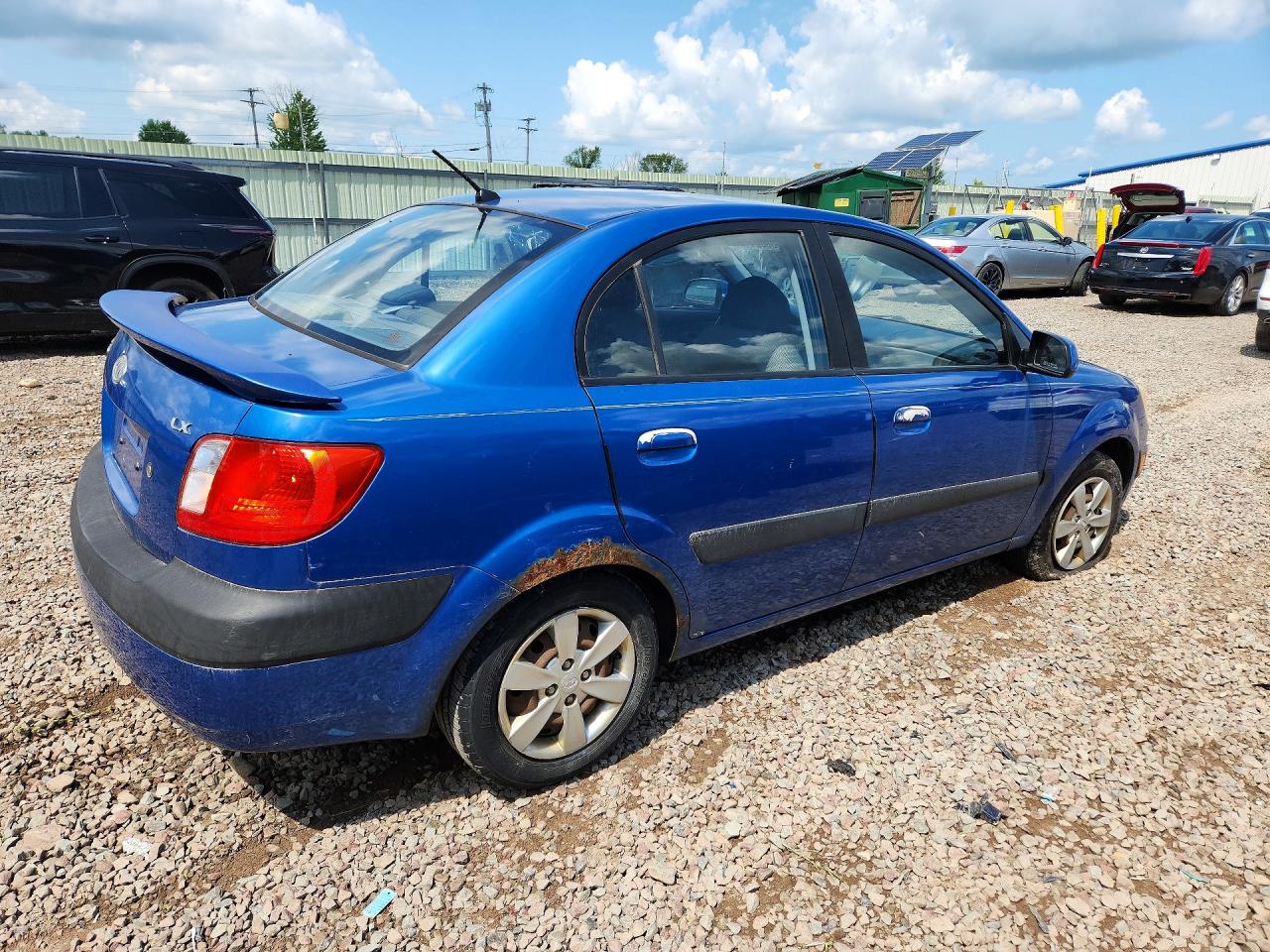 2008 Kia Rio Base Blue vin: KNADE123686421968