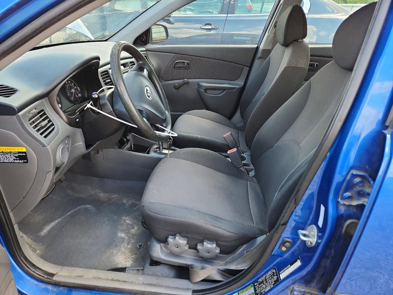 2008 Kia Rio Base Blue vin: KNADE123686421968