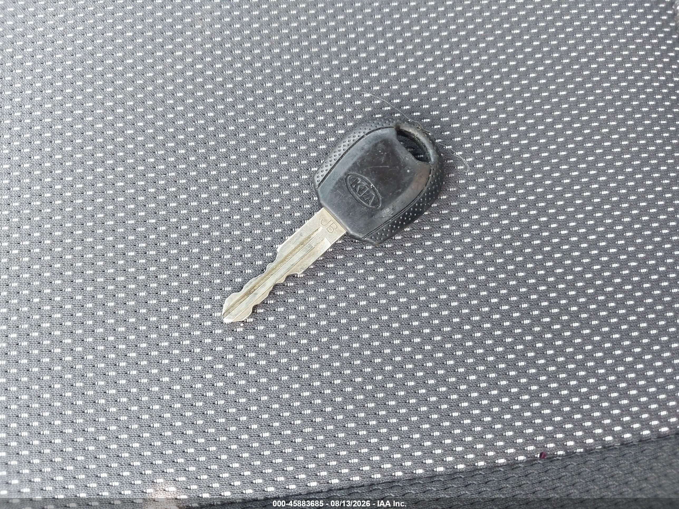 2007 Kia Rio Lx Silver vin: KNADE123776212768