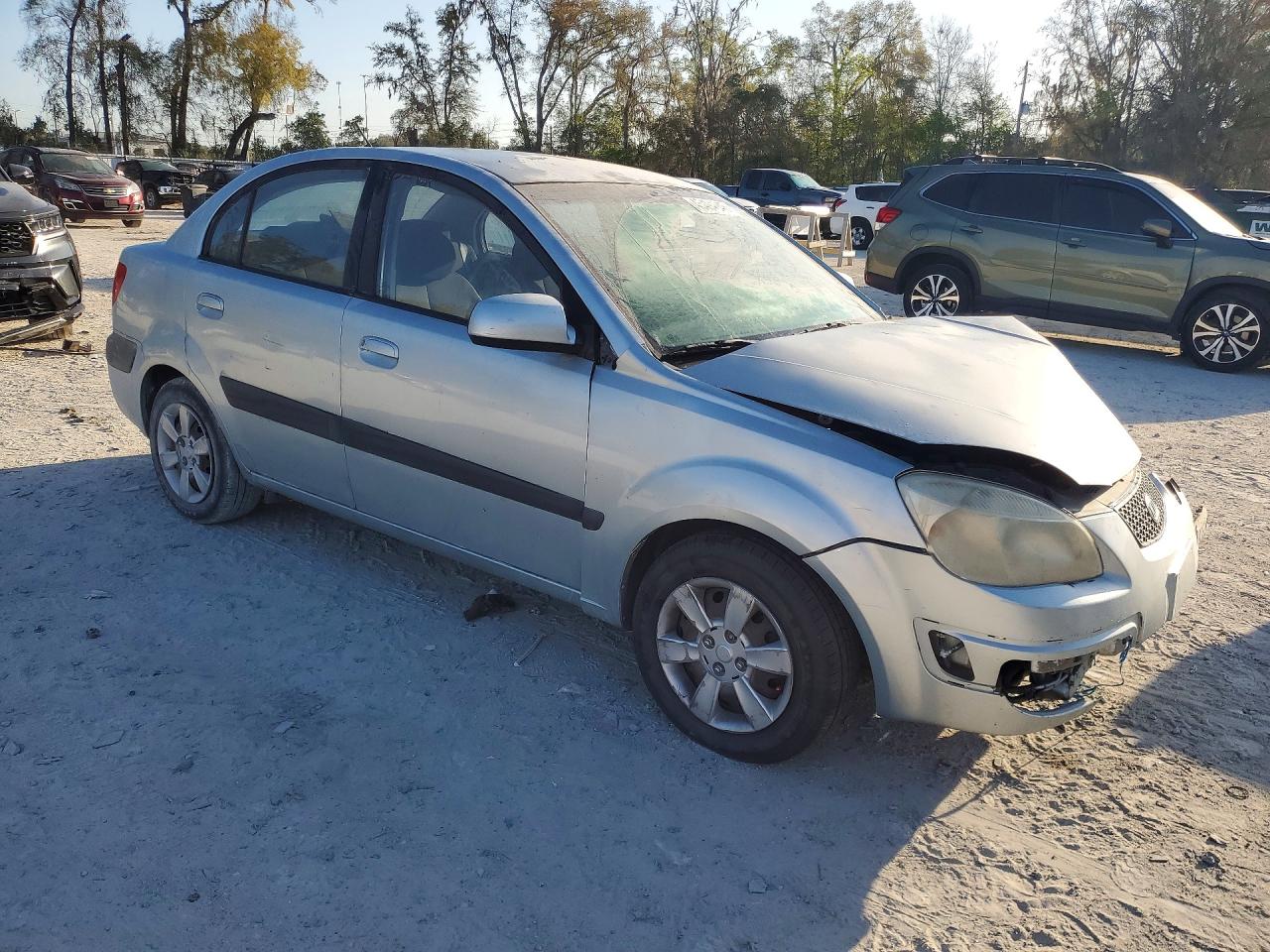 2007 Kia Rio Base Blue vin: KNADE123776261792