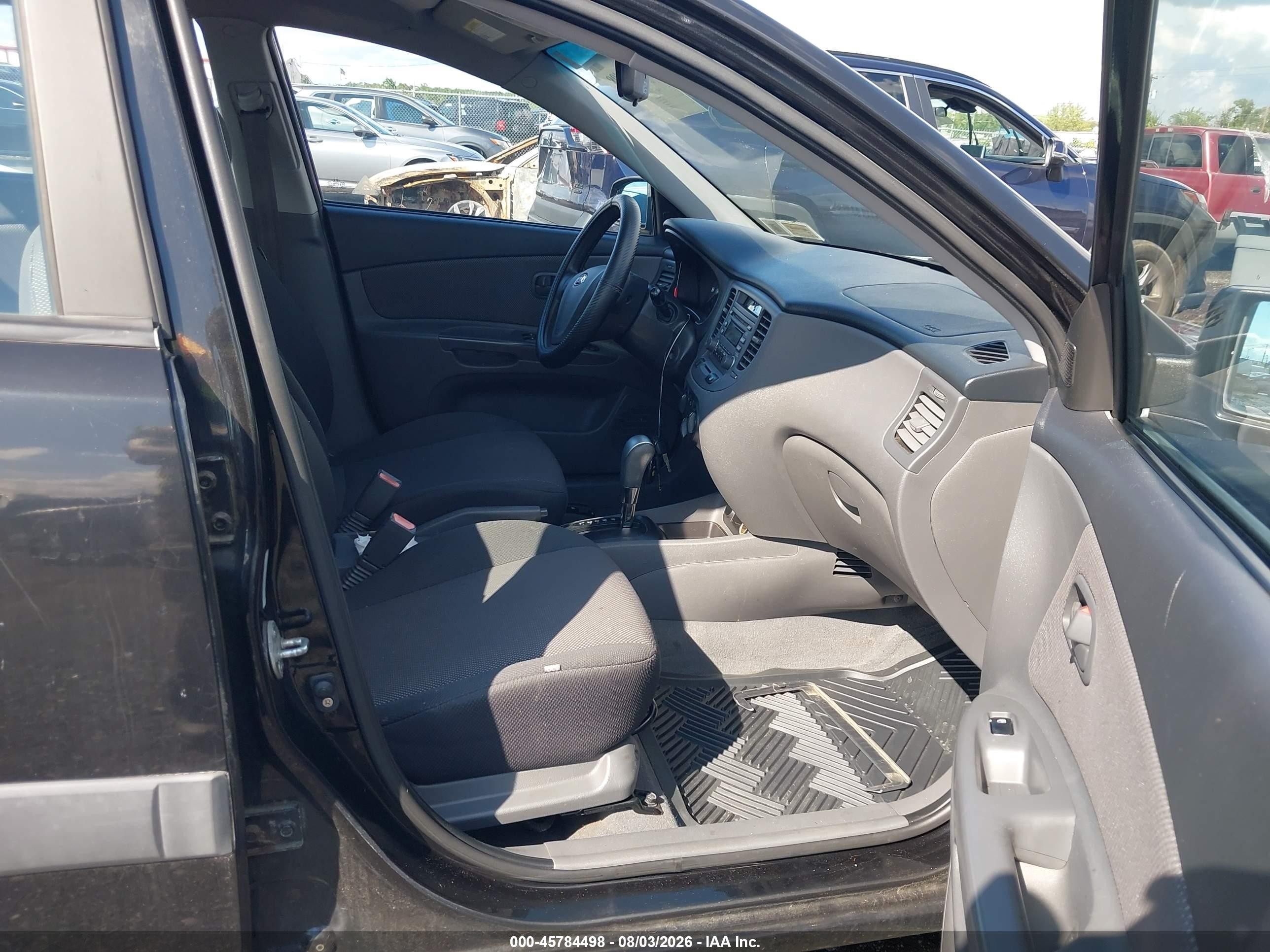 2008 Kia Rio Lx/sx Black vin: KNADE123786384154