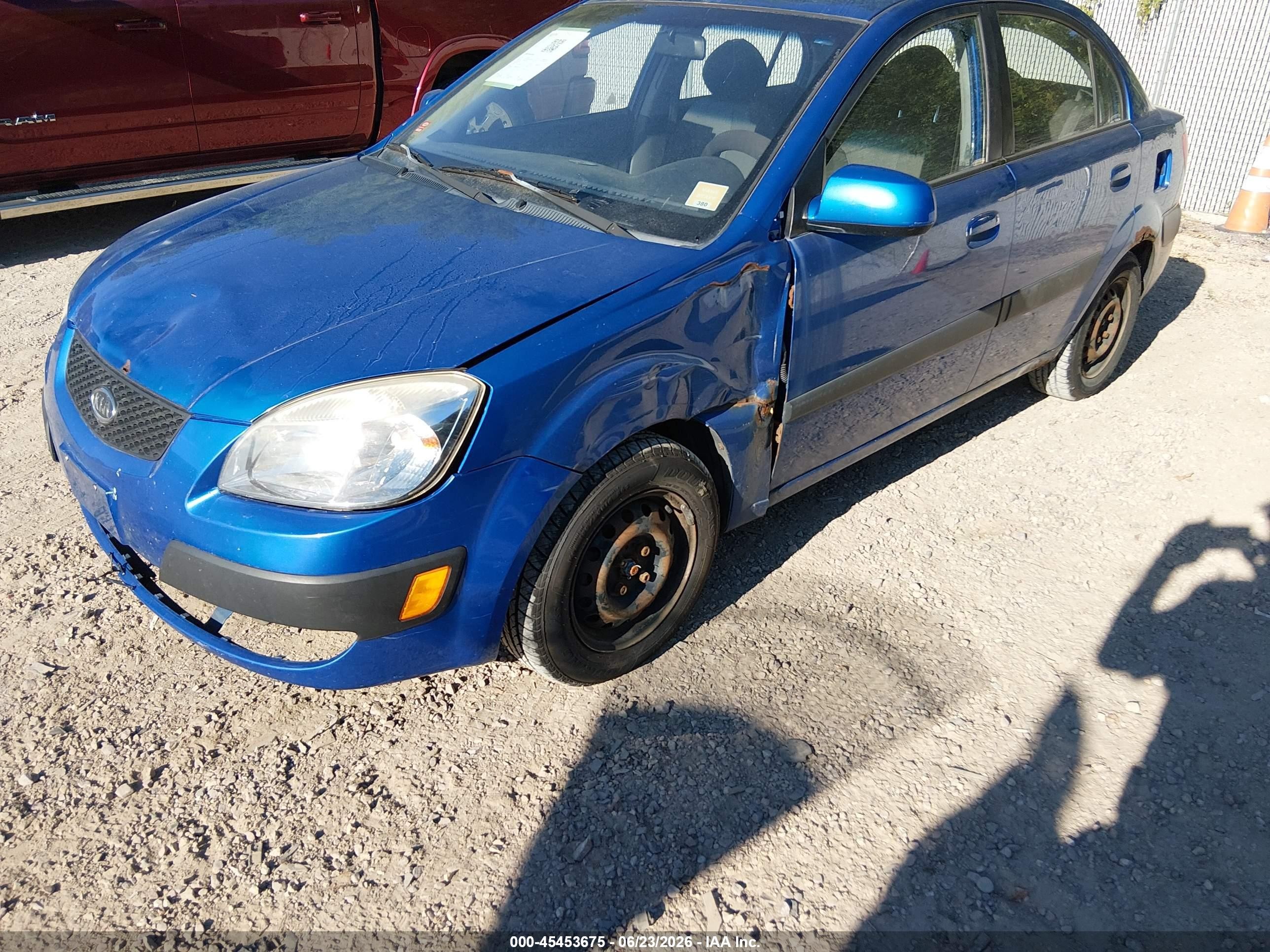 2007 Kia Rio Lx Синий vin: KNADE123876279346