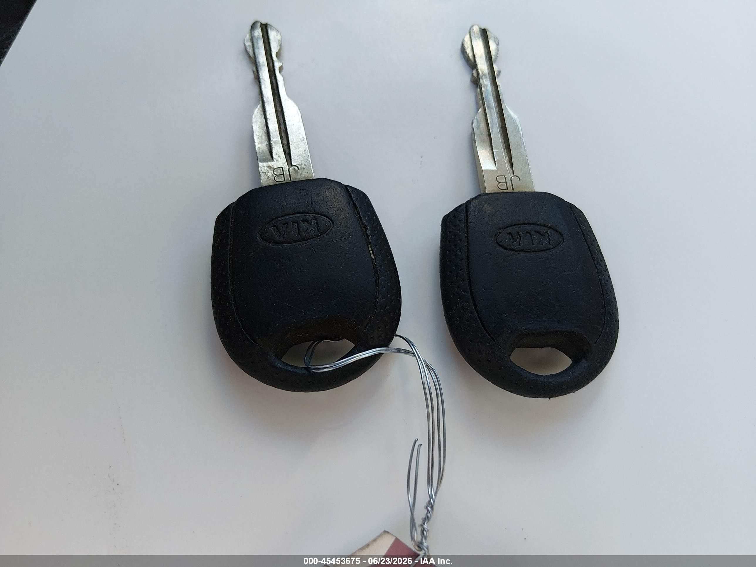 2007 Kia Rio Lx Синий vin: KNADE123876279346