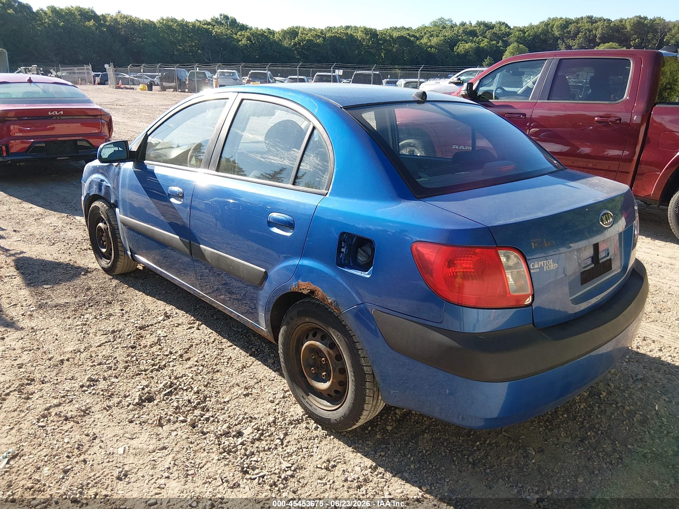 2007 Kia Rio Lx Синий vin: KNADE123876279346