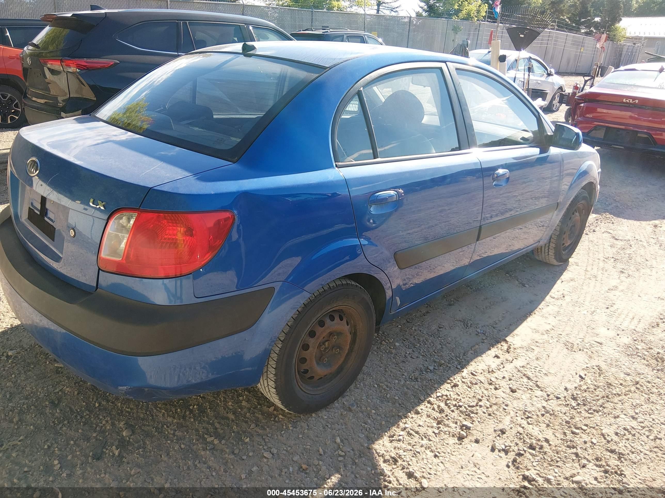 2007 Kia Rio Lx Синий vin: KNADE123876279346