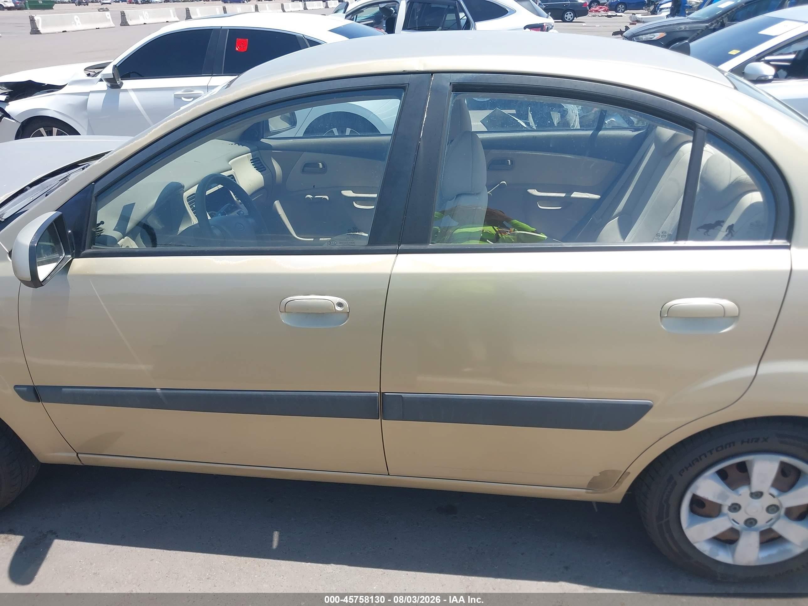 2006 Kia Rio Lx Золотой vin: KNADE123X66070494