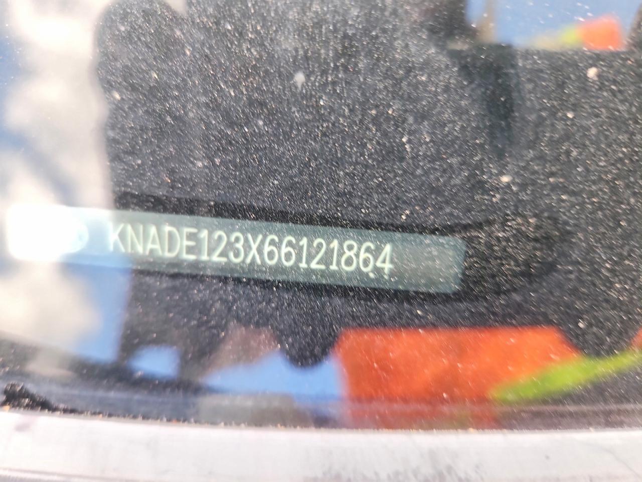 2006 Kia Rio Lx Automatic Blue vin: KNADE123X66121864