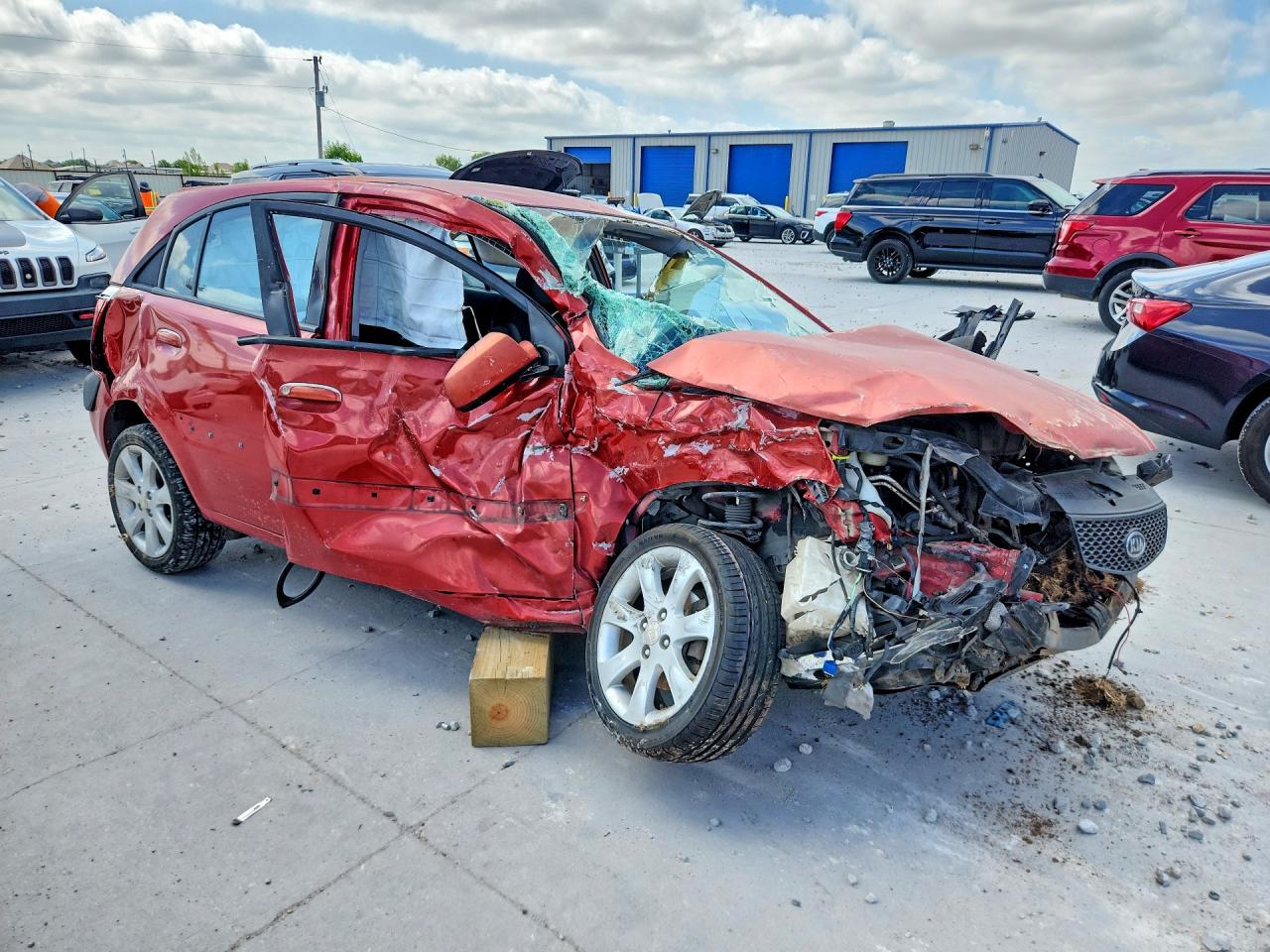 2007 Kia Rio 5 Sx Red vin: KNADE163276235840