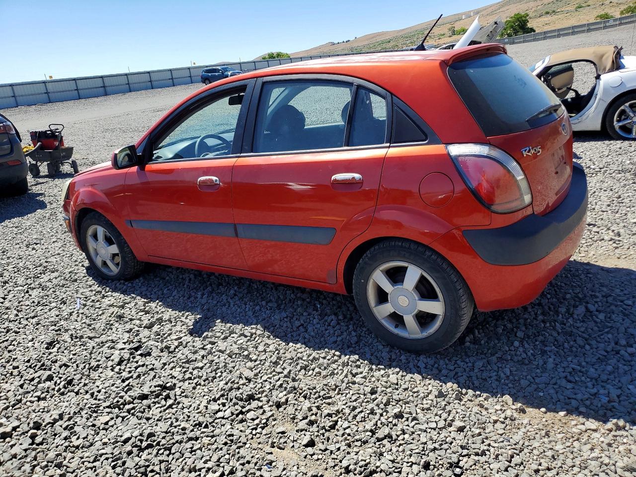 2006 Kia Rio 5 Red vin: KNADE163466073899