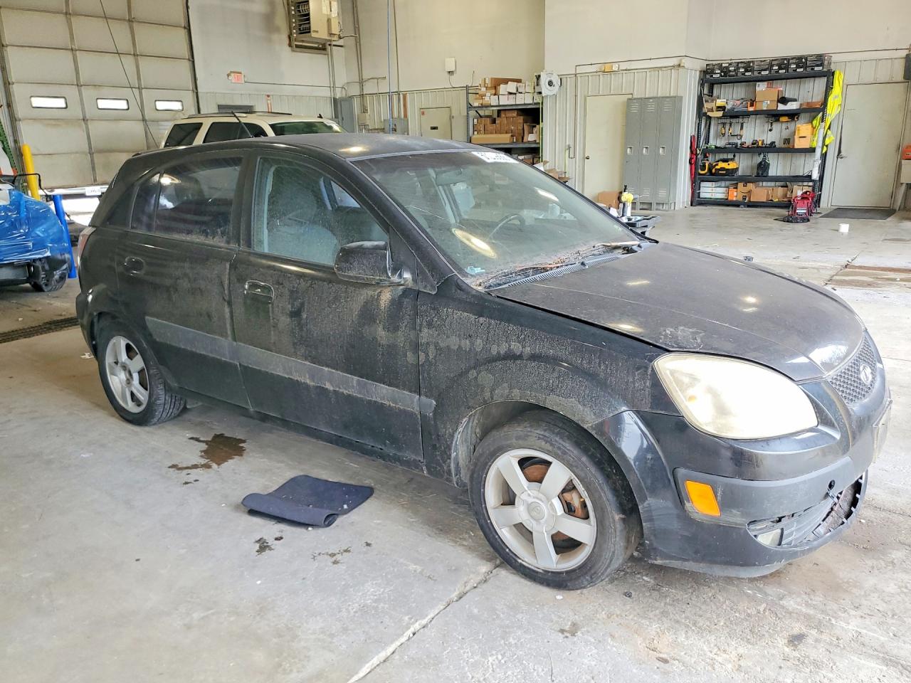 2006 Kia Rio 5 Black vin: KNADE163566060286