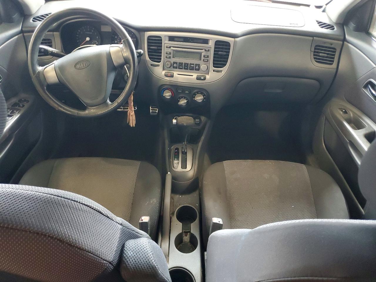 2006 Kia Rio 5 Black vin: KNADE163566060286