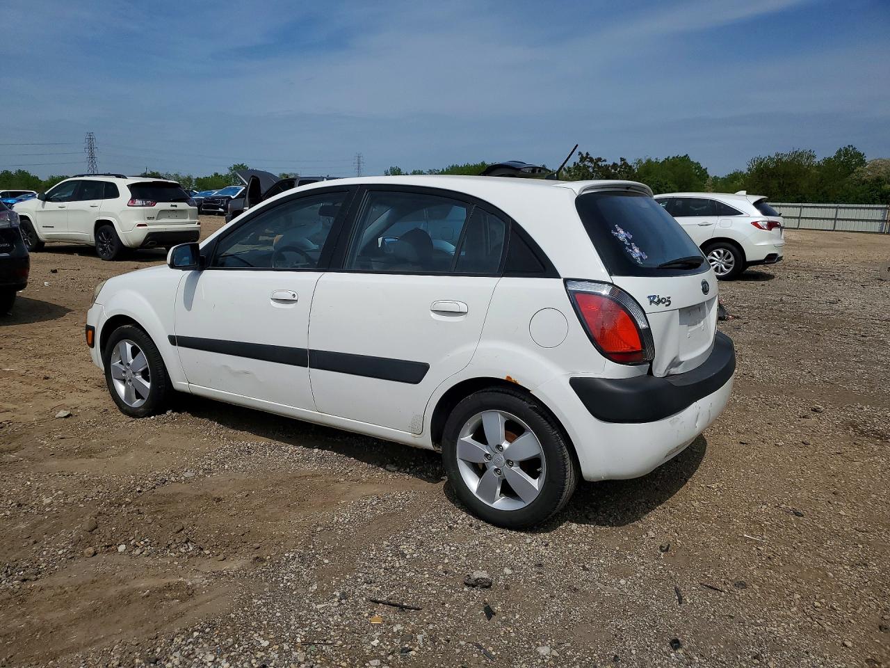 2008 Kia Rio 5 Sx White vin: KNADE163686345971