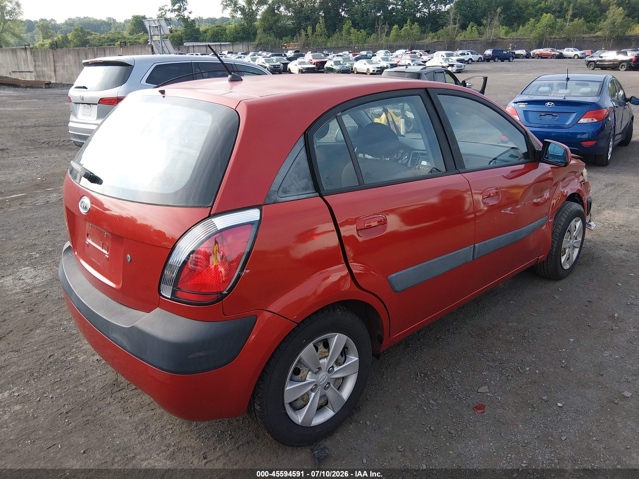 2008 Kia Rio5 Lx Red vin: KNADE163786371561