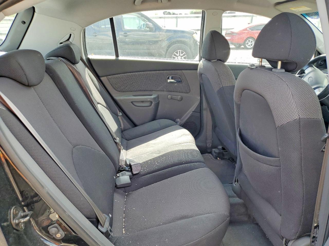 2006 Kia Rio 5 Black vin: KNADE163966059920