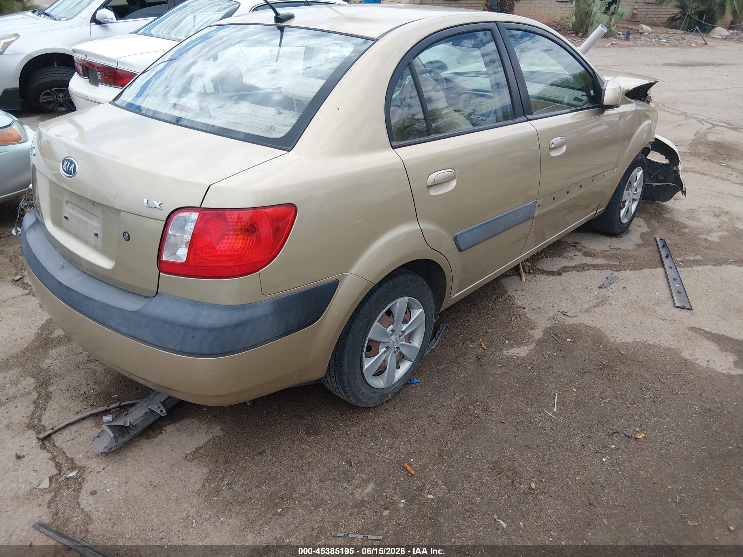 2009 Kia Rio Lx Beige vin: KNADE223196463391