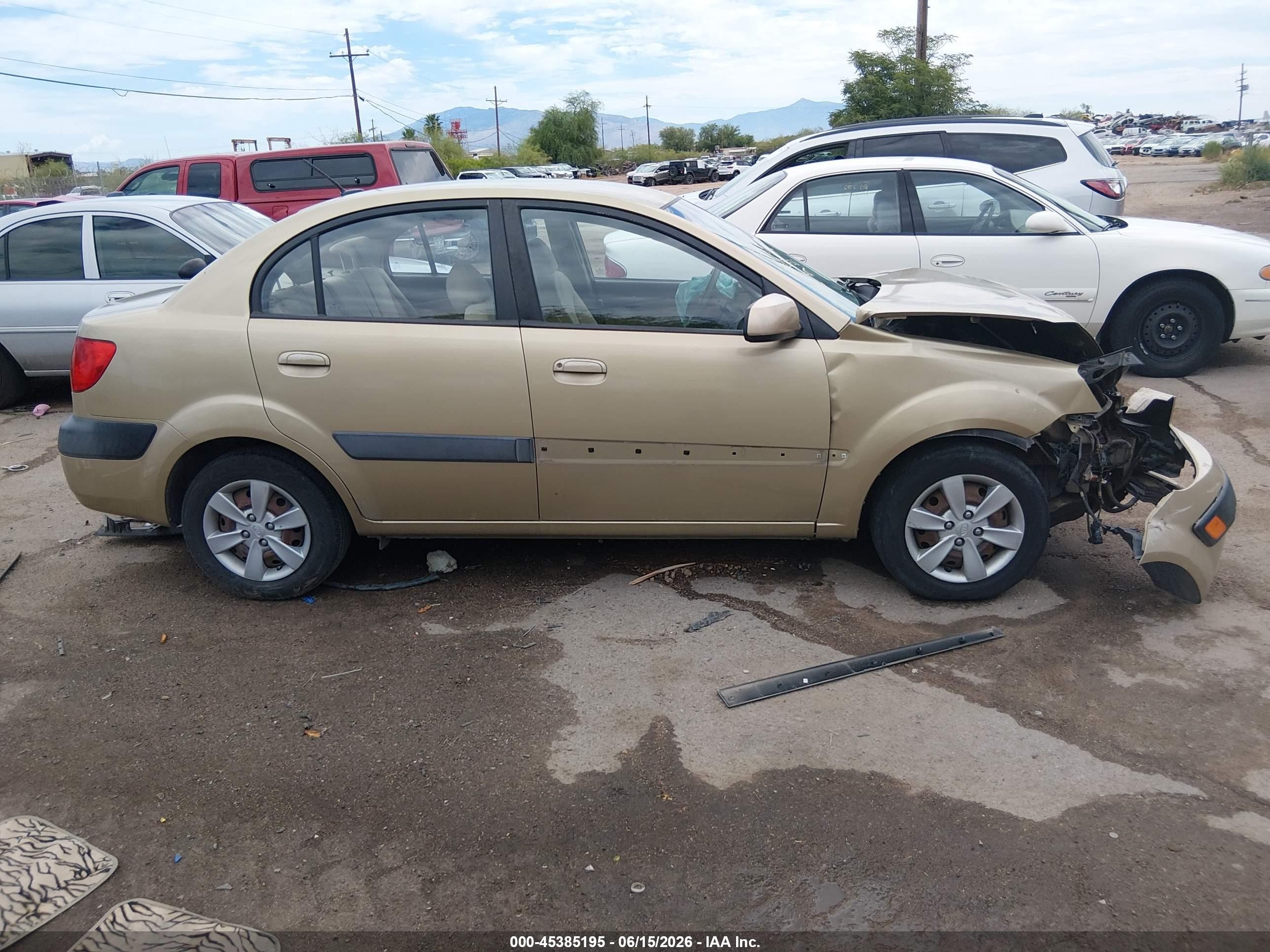2009 Kia Rio Lx Beige vin: KNADE223196463391