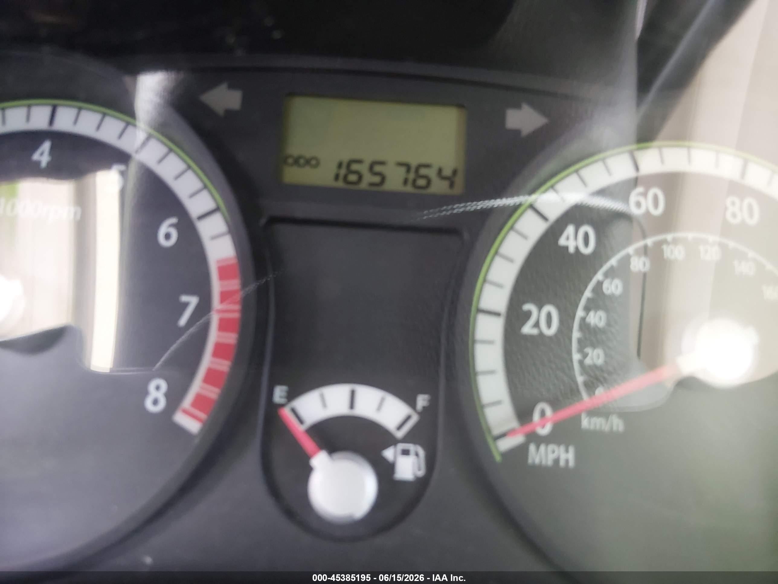 2009 Kia Rio Lx Beige vin: KNADE223196463391