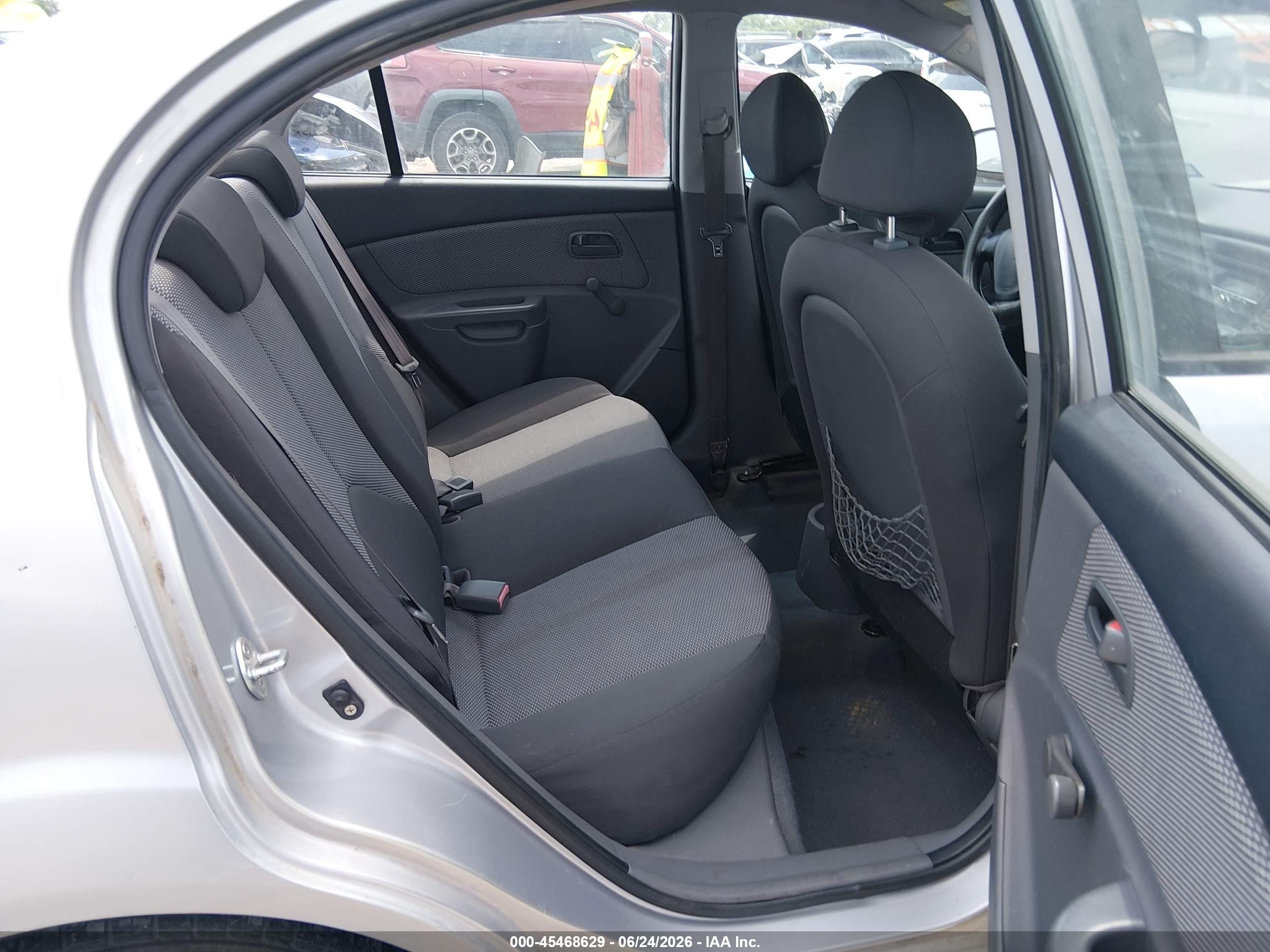 2009 Kia Rio Lx Gray vin: KNADE223296460368