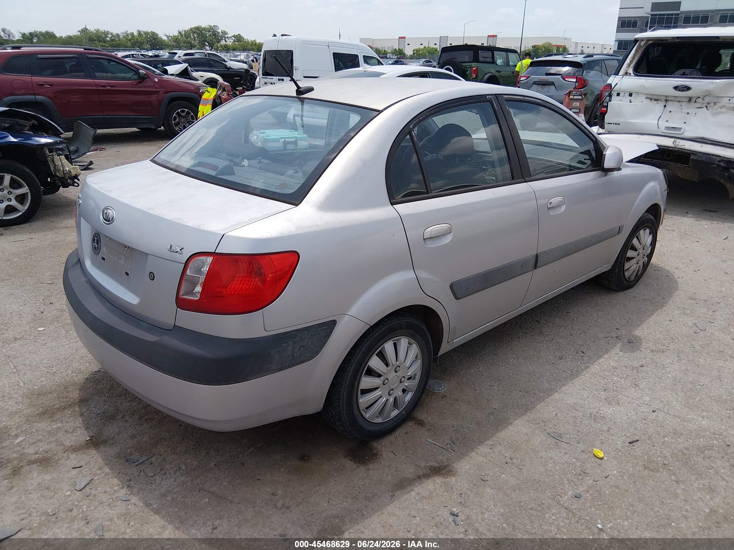 2009 Kia Rio Lx Gray vin: KNADE223296460368