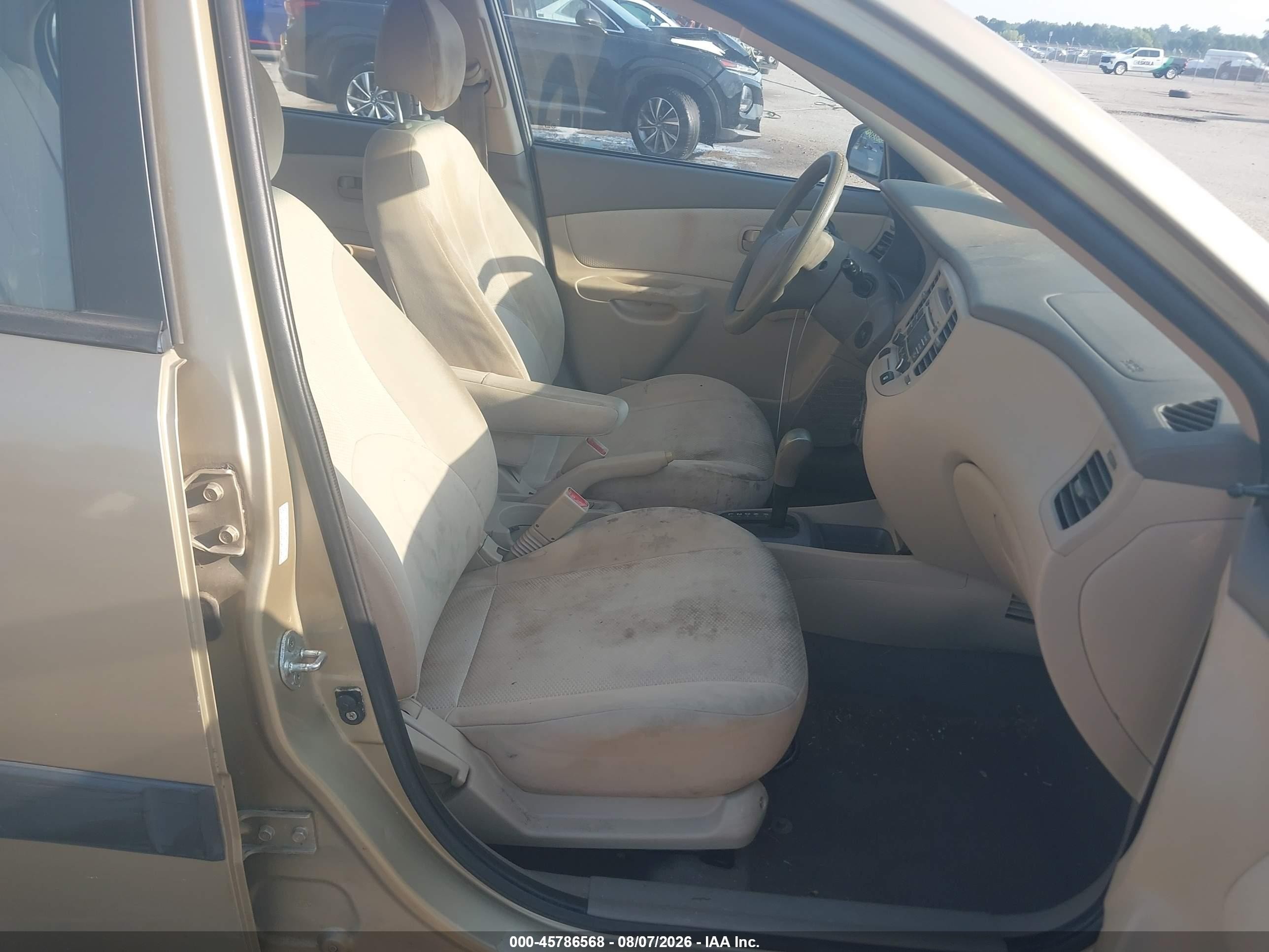 2009 Kia Rio Lx Gold vin: KNADE223296521802