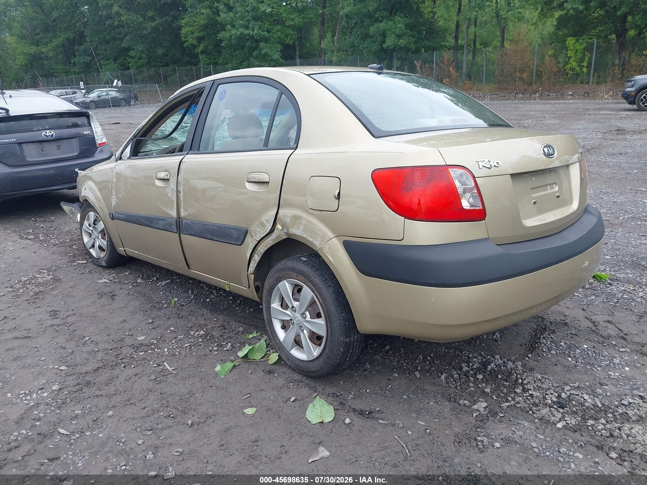 2009 Kia Rio Lx Gold vin: KNADE223396510078