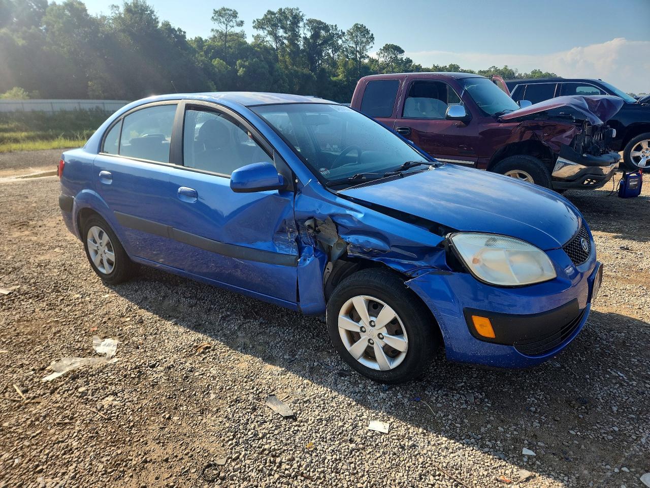 2009 Kia Rio Base Blue vin: KNADE223396576100