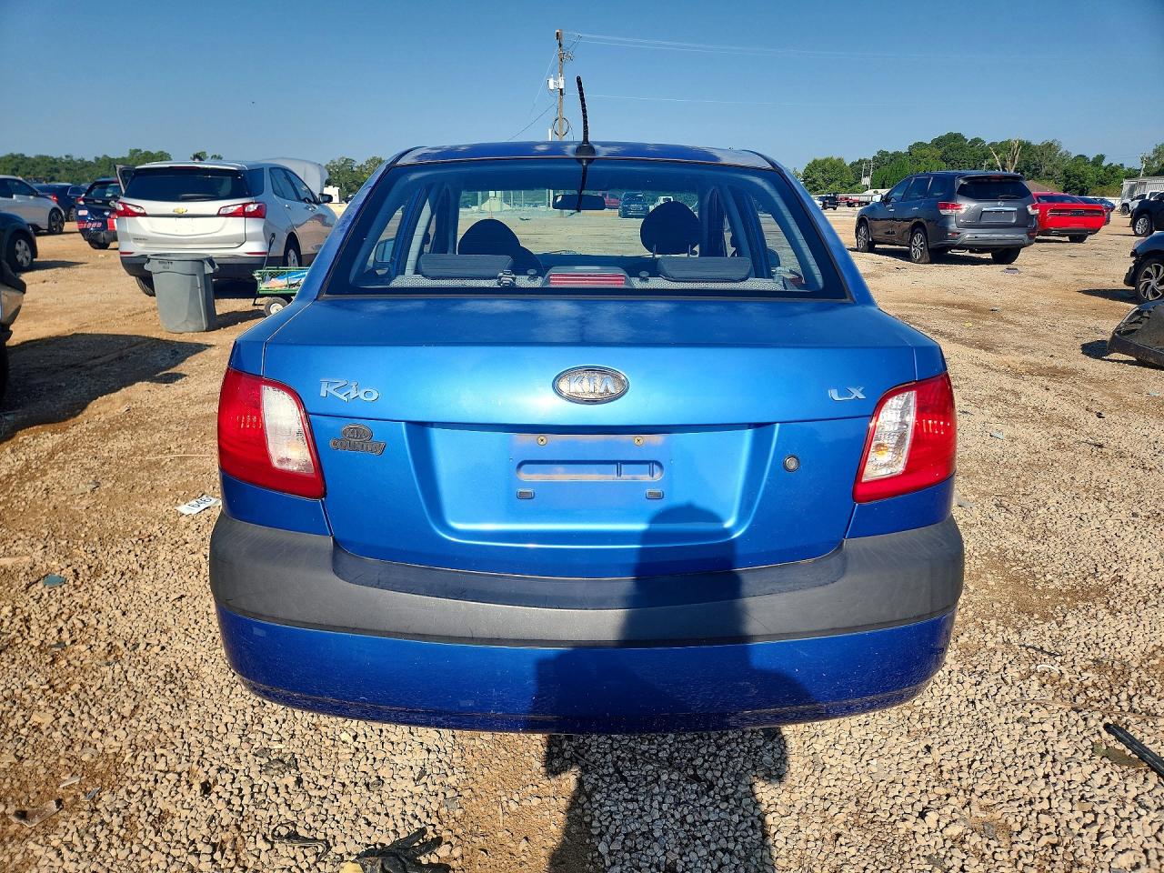 2009 Kia Rio Base Blue vin: KNADE223396576100